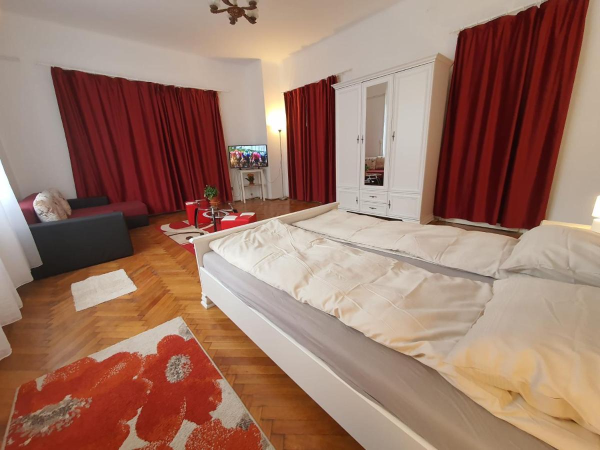 Apartament Enescu Τιμισοάρα Εξωτερικό φωτογραφία
