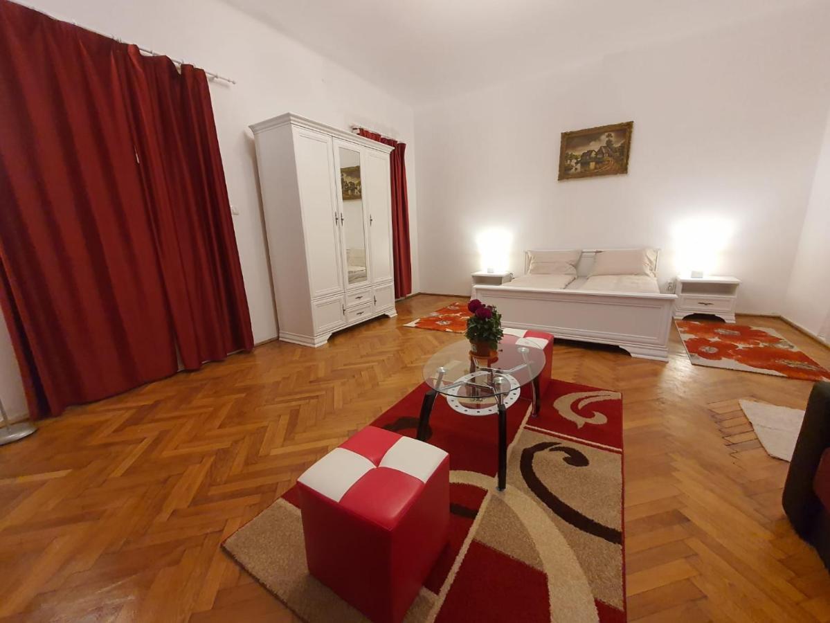 Apartament Enescu Τιμισοάρα Εξωτερικό φωτογραφία