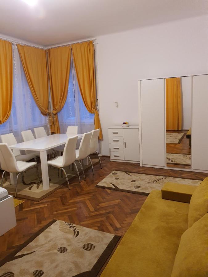 Apartament Enescu Τιμισοάρα Εξωτερικό φωτογραφία